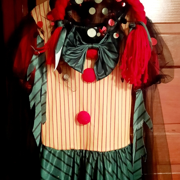 Girl's zombie sally costume - Picture 5 of 6